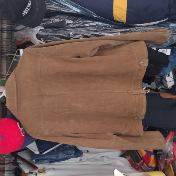 Women's Transcendent Distressed Leather Jacket - Picture 6 of 9